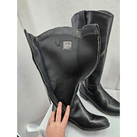 St. John's Bay knee high boots, size 7 (Like New) - Picture 7 of 8